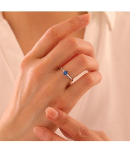 Safir Renk Taşlı 14 Ayar Altın Yüzük